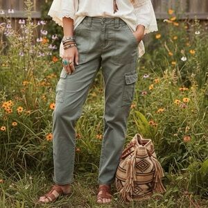 American Eagle AE Cargo Pants Sage Green Gorpcore Utility Lagenlook Khaki Y2K